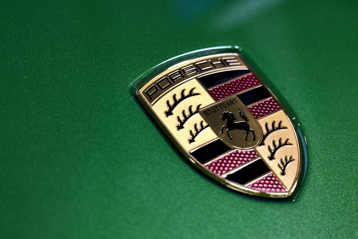 Porsche nuovo SUV super potente