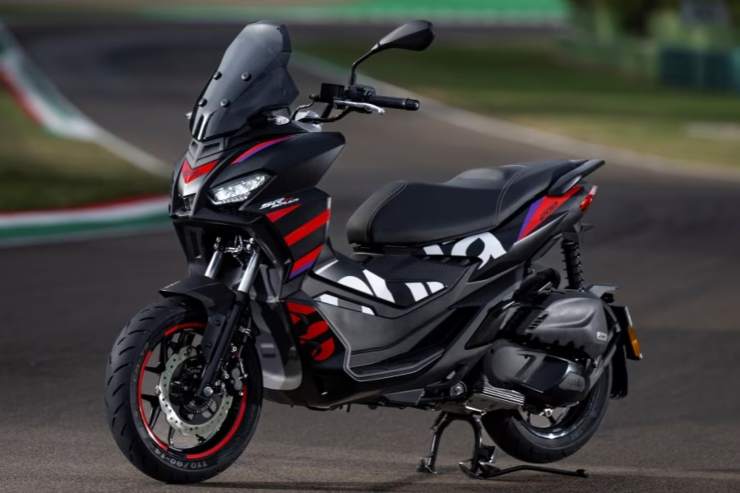 MotoGP Aprilia S GT Replica scooter