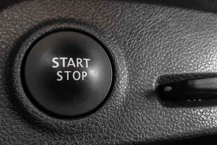 Start e stop auto addio