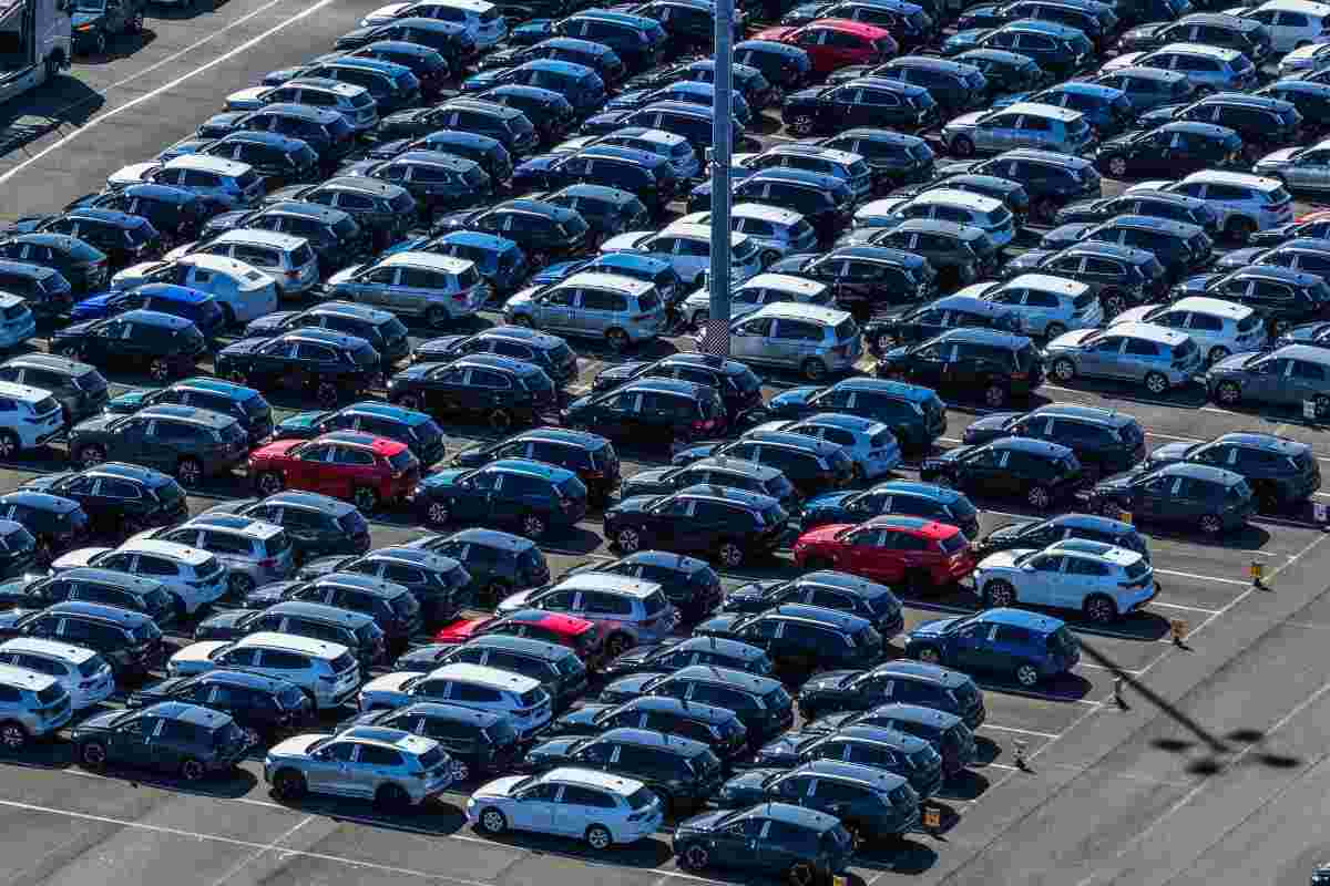 Auto crisi sempre più grave