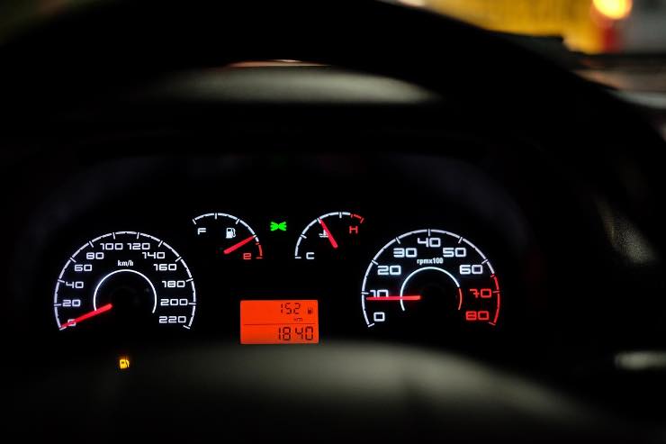 Cambio auto non seguite l'indicatore