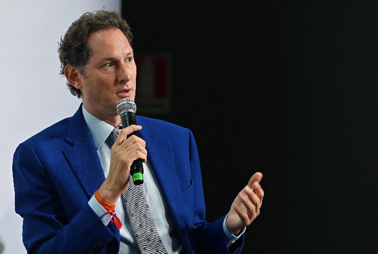 John Elkann niente incontro con GEDI