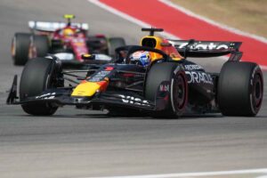 Red Bull spera nella Ferrari