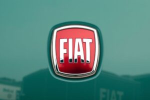 Altro che Panda, FIAT prova il rilancio con l'auto più iconica di sempre: sarà una manna anche per l'Italia