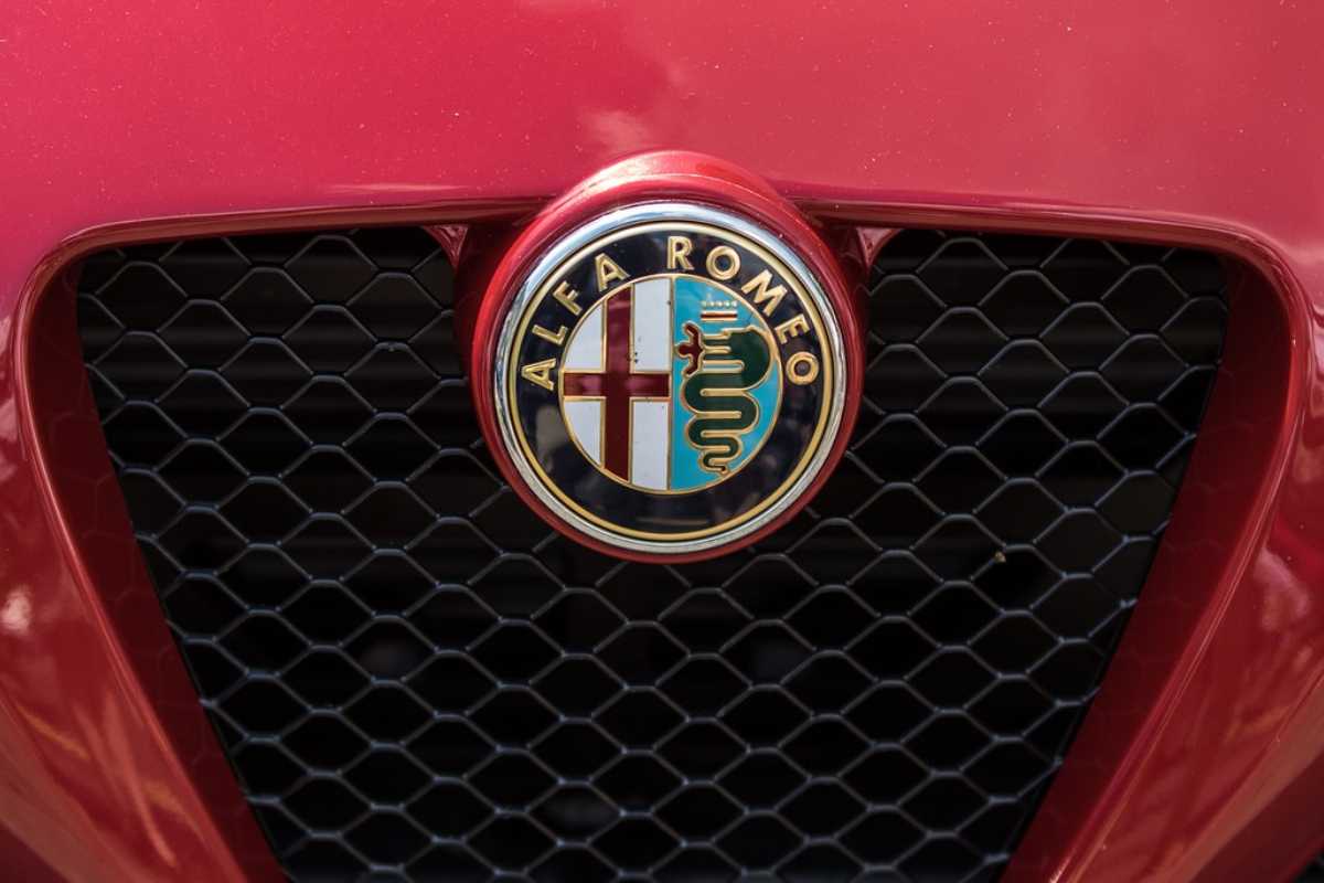 Alfa Romeo torna un vecchio mito