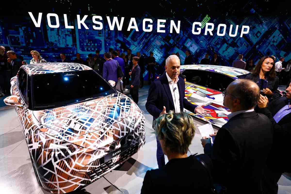 presentazione cupra raval